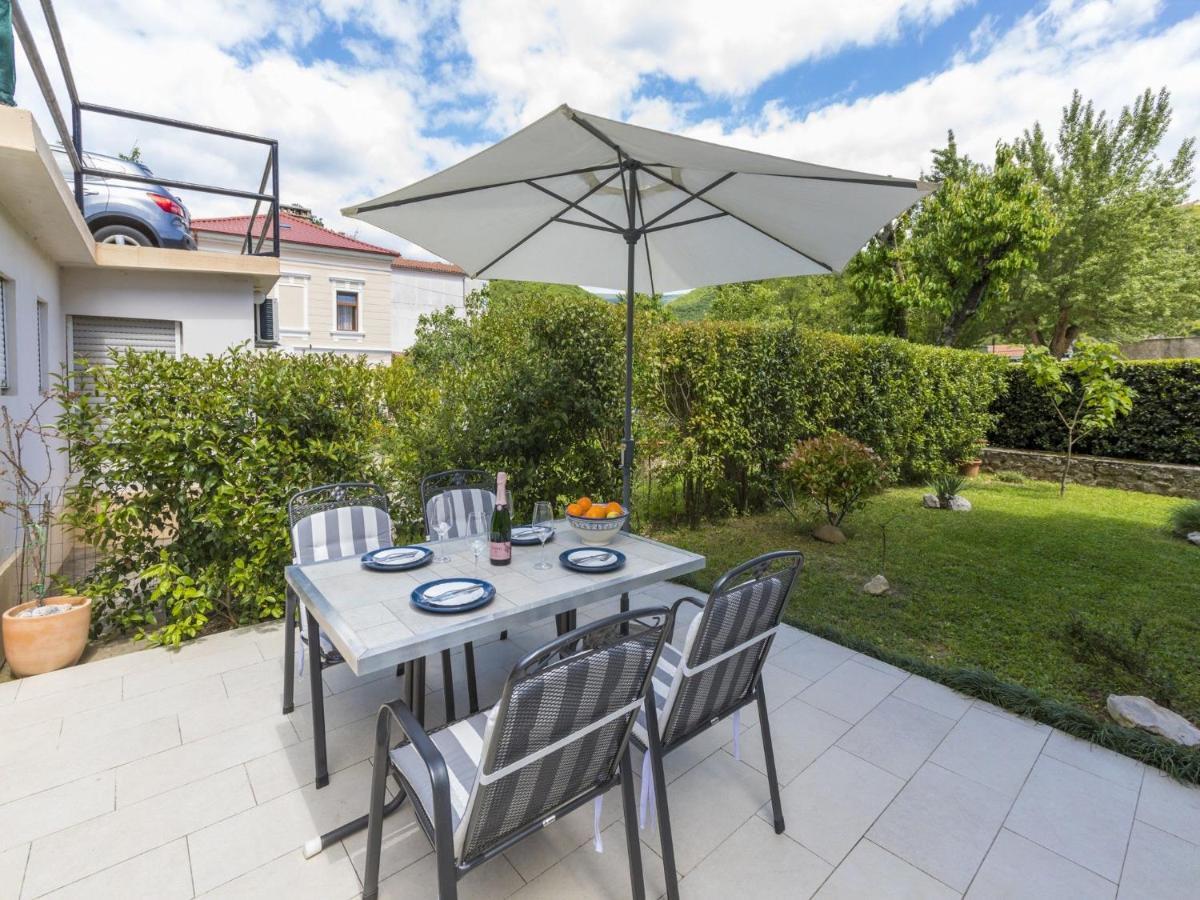 Apartments Rabbit Crikvenica Luaran gambar