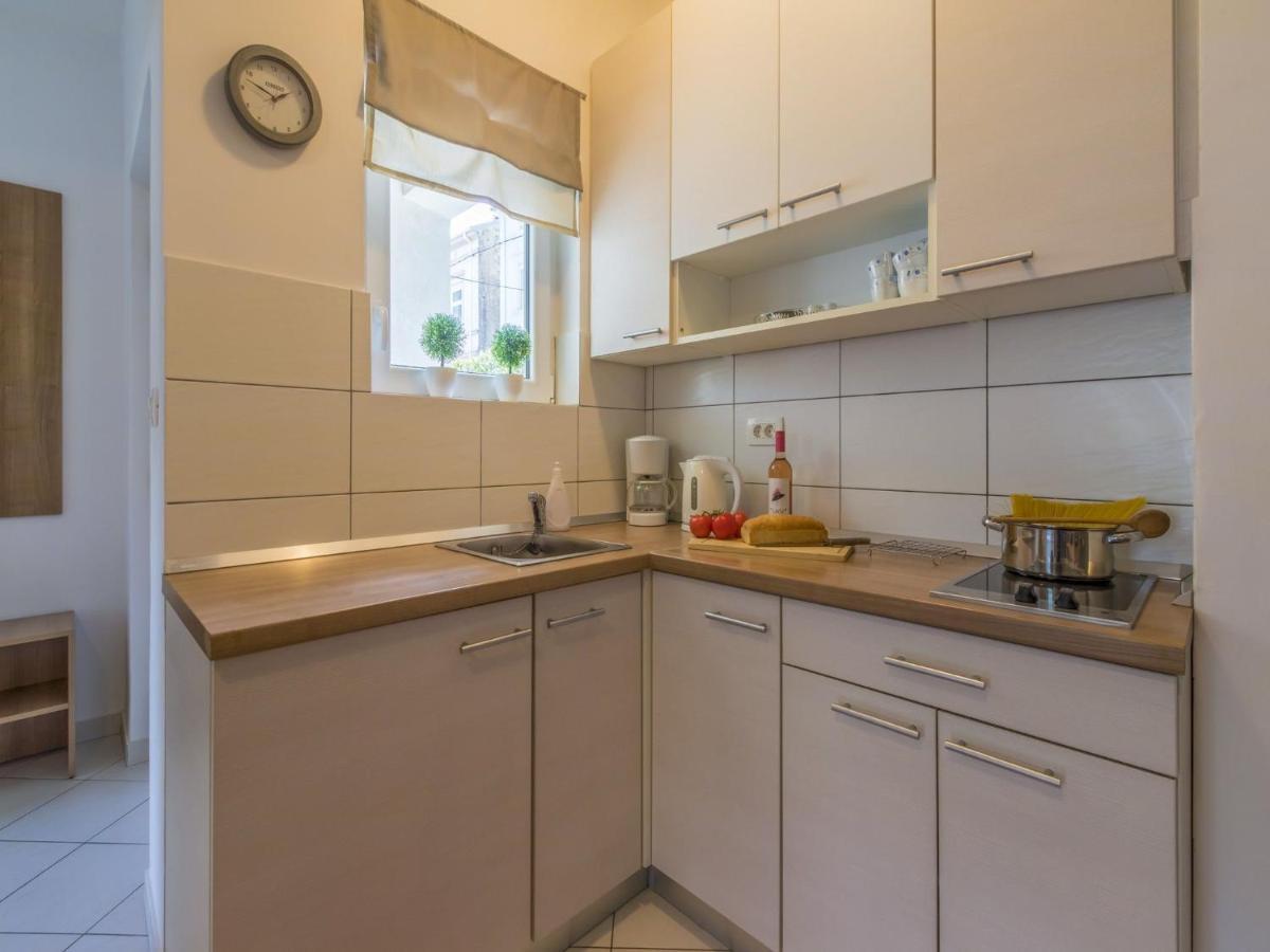 Apartments Rabbit Crikvenica Luaran gambar