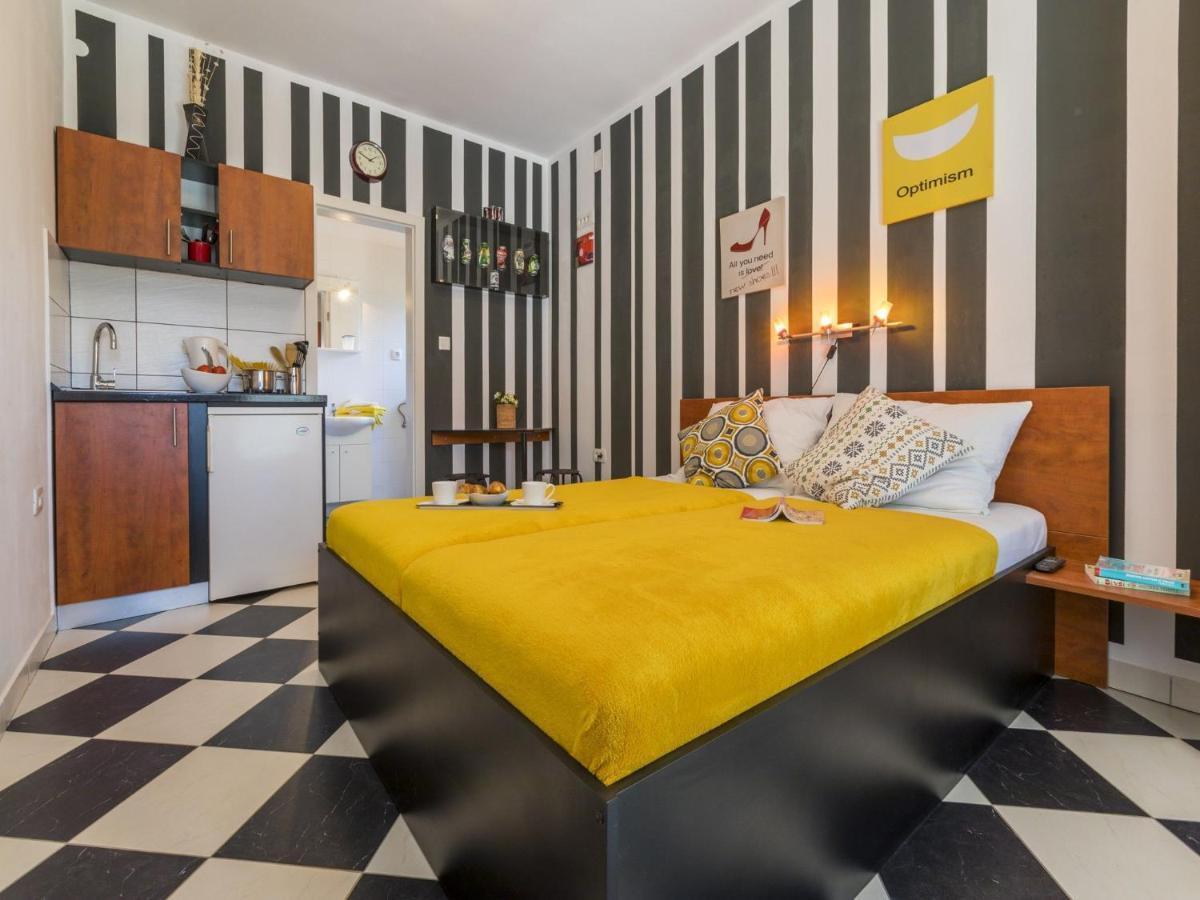 Apartments Rabbit Crikvenica Luaran gambar
